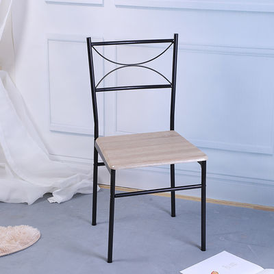 객실 식당을 하기 위한 상업적 쌓아 올릴 수 있는 키아바리 우드 합금 식당 의자